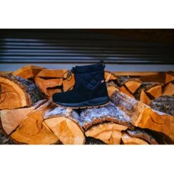 Danner Women's Cloud Cap 7" WP 400G Hiking Boot - Black - 38523 -Rocky Shop 38521 38523 lifestyle171 1