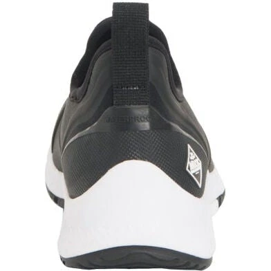 Muck Women's Outscape Low WP Work Boot - Black - OSSW-000 4 Muck Women's Outscape Low WP Work Boot - Black - OSSW-000 - Image 3